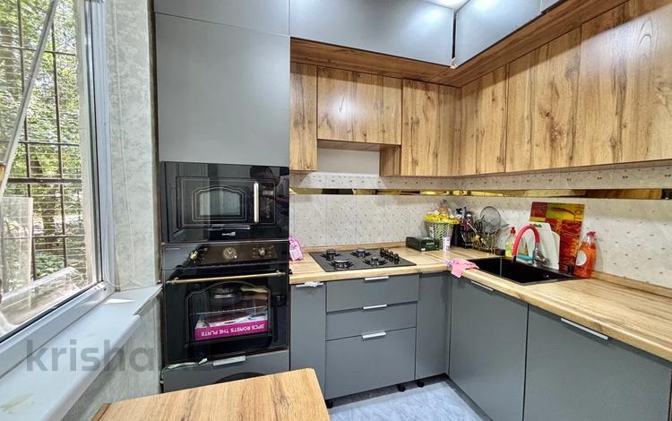 2-комнатная квартира · 46 м² · 1/4 этаж, мкр №1 16 за 32 млн ₸ в Алматы, Ауэзовский р-н — фото 52