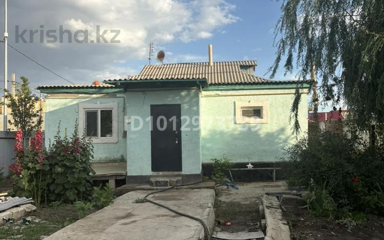 Отдельный дом · 3 комнаты · 77.6 м² · 8 сот., мкр. Алмагуль, Грибоедова 43 за 27 млн ₸ в Атырау — фото 2