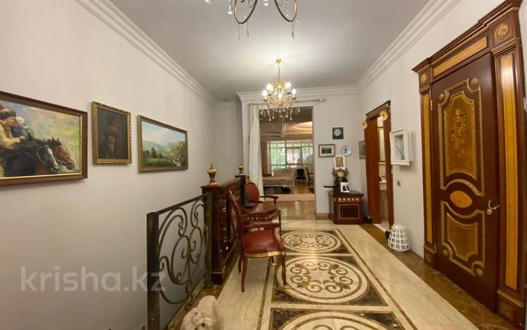 4-комнатная квартира · 250 м² · 1/3 этаж, Мусабаева за 135 млн ₸ в Алматы, Бостандыкский р-н — фото 14