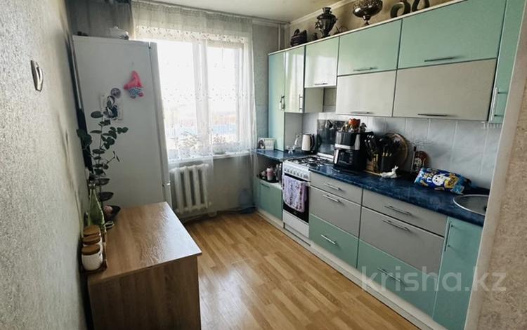 3-комнатная квартира · 65 м² · 9/10 этаж, театральная за 26.5 млн ₸ в Петропавловске — фото 2