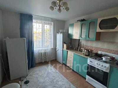 1-бөлмелі пәтер · 42.4 м² · 1/5 қабат, хакимжановой 56, бағасы: 16.9 млн ₸ в Костанае