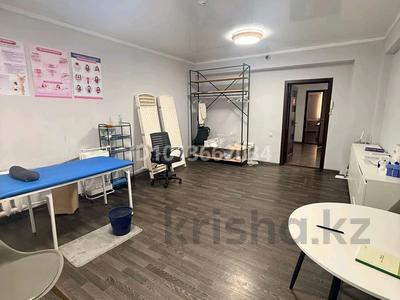 Кеңселер, сұлулық салондары, кабинеттер және жұмыс орындары · 30 м², бағасы: 140 000 ₸ в Усть-Каменогорске