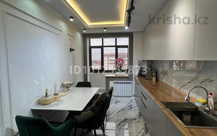 2-комнатная квартира · 67.3 м² · 4/5 этаж, мкр Арай-2 3 за 22 млн ₸ в Таразе — фото 2