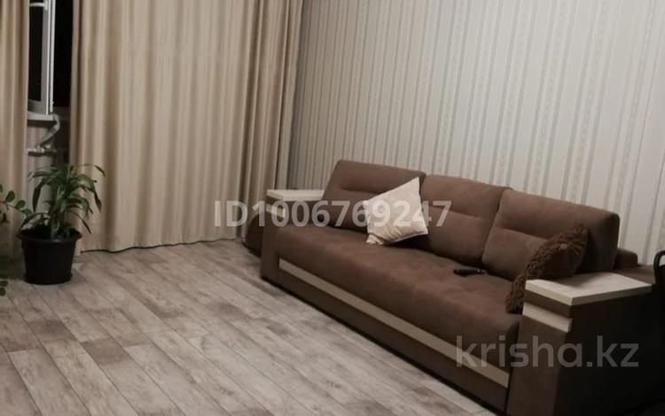 2-комнатная квартира · 60 м² · 13/18 этаж, мкр Кадыра Мырза-Али, Сырыма Датова 32/2 — сырым датова и Московского за 24 млн ₸ в Уральске — фото 2