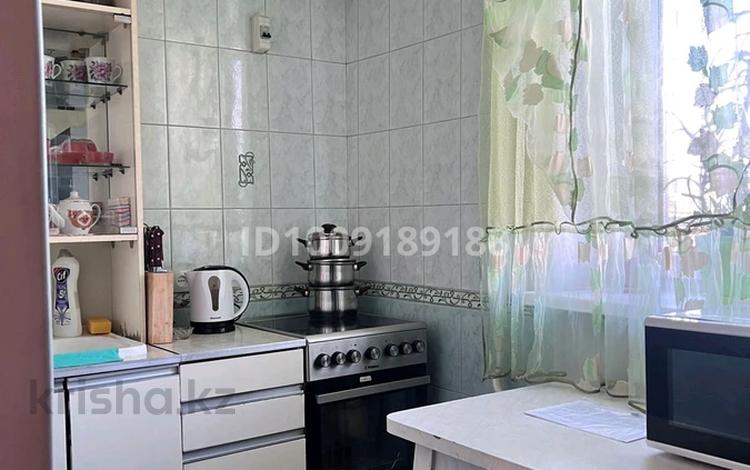 1-комнатная квартира · 32 м² · 2/5 этаж, мкр Алмагуль — Жарокова-Дунаевского за 260 000 ₸ в Алматы, Бостандыкский р-н — фото 2