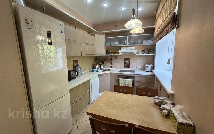 4-бөлмелі пәтер · 88 м² · 2/5 қабат, Жаңа қала ш/а. 5, бағасы: 50 млн ₸ в Караганде, Казыбек би р-н — фото 2