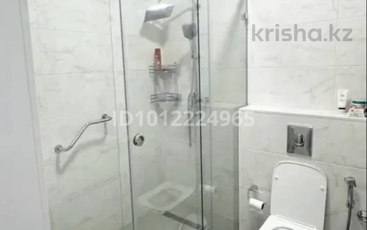 3-комнатная квартира · 80 м² · 3/9 этаж, Райымбек батыра 54 — К.Азербаева за 62 млн ₸ в Астане, Алматы р-н — фото 2