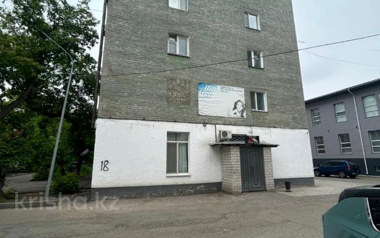 1-бөлмелі пәтер · 31 м² · 2/5 қабат, ТОРАЙГЫРОВА 18 — Ленина, бағасы: ~ 10.3 млн ₸ в Павлодаре — фото 9