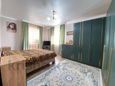 Отдельный дом · 5 комнат · 240 м² · 15 сот., Аманат 10 — Сатпаева Майлина за 450 млн 〒 в Астане, Алматы р-н