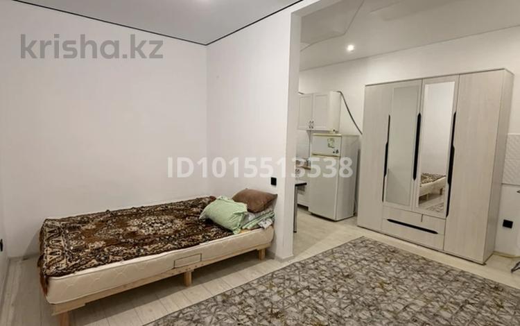 1-комнатная квартира · 30 м² · 5/5 этаж, мкр. Алтын орда 25а за 13 млн ₸ в Актобе — фото 2