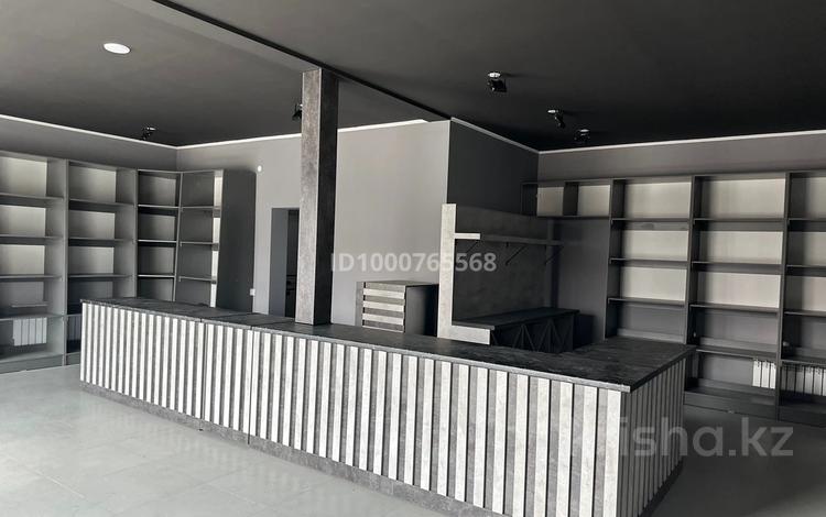 Магазины и бутики · 100 м² за 650 000 ₸ в Усть-Каменогорске — фото 2