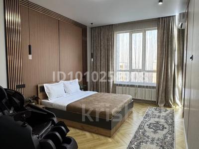 4-комнатная квартира · 140 м² · 12/12 этаж, Сейфуллина 469/1 блок 7 за 47 000 ₸ в Алматы