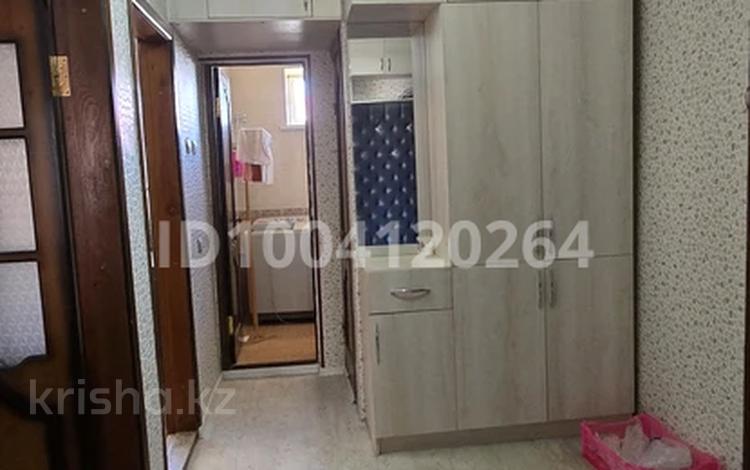 4-бөлмелі пәтер · 70 м² · 5 қабат, Амангелді 109 — Одежда, бағасы: 150 000 ₸ в  — фото 2