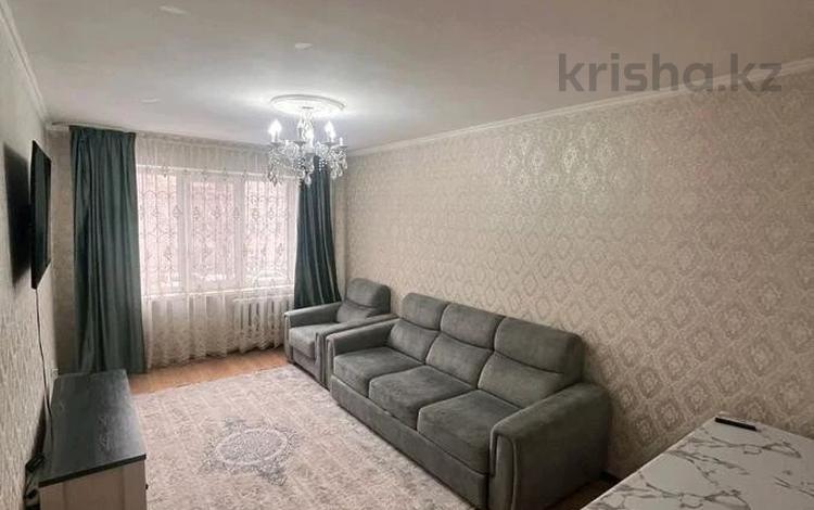 3-комнатная квартира, 67 м², 2/5 этаж, Богенбай Батыра 300 за 43 млн 〒 в Алматы, Алмалинский р-н — фото 2