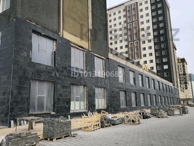 Свободное назначение, офисы, магазины и бутики, общепит, салоны красоты, фитнес и спорт, медцентры и аптеки, образование, развлечения, конференц-залы, кабинеты и рабочие места, студии · 4000 м² за 5 000 ₸ в Актау, 17-й мкр