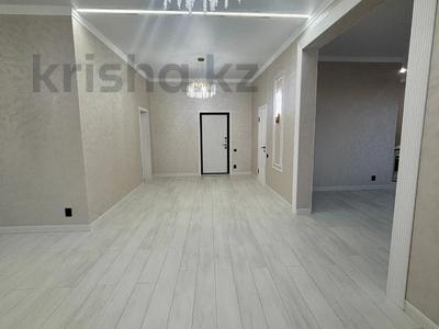 Отдельный дом · 5 комнат · 208 м² · 10 сот., Восточный мкр за 46 млн 〒 в Талдыкоргане, мкр военный городок Жулдыз
