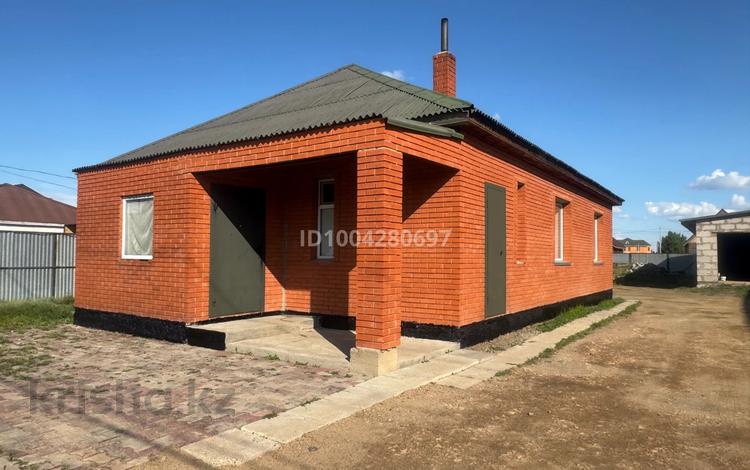 Отдельный дом · 4 комнаты · 101.7 м² · 10 сот., 1 микро район 6 Г — Бауыржан Момышулы за 41.5 млн ₸ в Жибек Жолы — фото 2