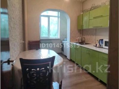 2-комнатная квартира · 75 м² · 5/5 этаж, Байтурсынова 2 — Рядом "Mega-Centr", "Имран", "Гарант", "Цум", "Мед - Академия" за 250 000 ₸ в Шымкенте
