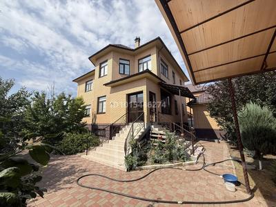 Отдельный дом · 7 комнат · 314 м² · 10 сот., Микрорайон Самал-1 за 150 млн ₸ в Уральске