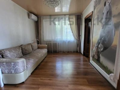 3-комнатная квартира · 48 м² · 1/5 этаж, Николая Гастелло за ~ 15 млн 〒 в Уральске