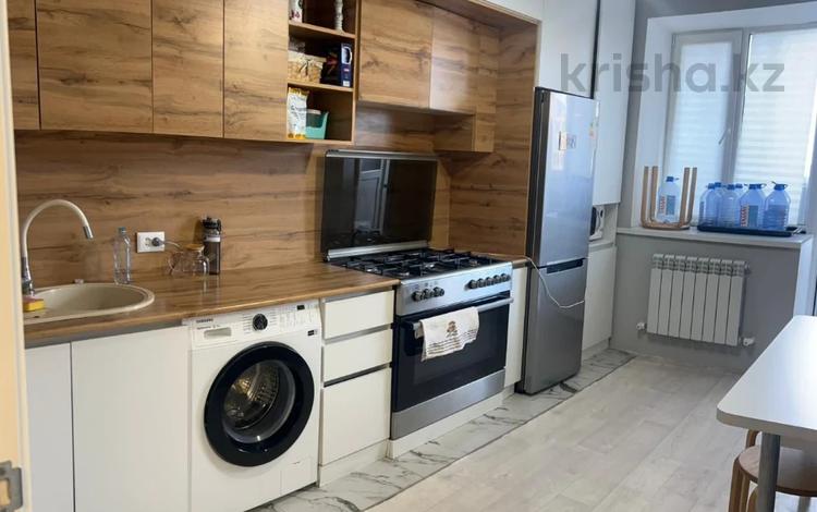 2-бөлмелі пәтер · 60 м² · 7/7 қабат, мкр. Алтын орда, бағасы: 27 млн ₸ в Актобе — фото 5