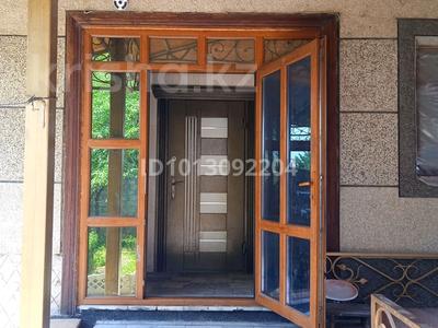 Жеке үй · 7 бөлме · 110 м² · 20 жүзд., Сыздыкова 11 — Абайский переезд, бағасы: 85 млн ₸ в Таразе