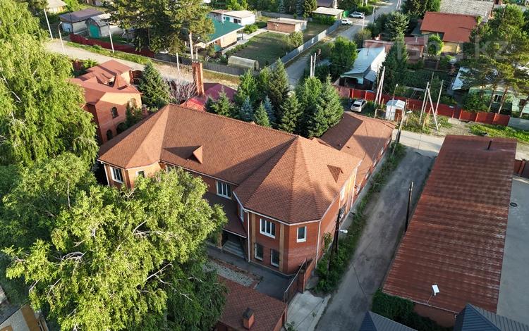 Отдельный дом · 15 комнат · 700 м² · 12 сот., Шмакова 3Б — Меновное за 275 млн ₸ в Усть-Каменогорске — фото 5