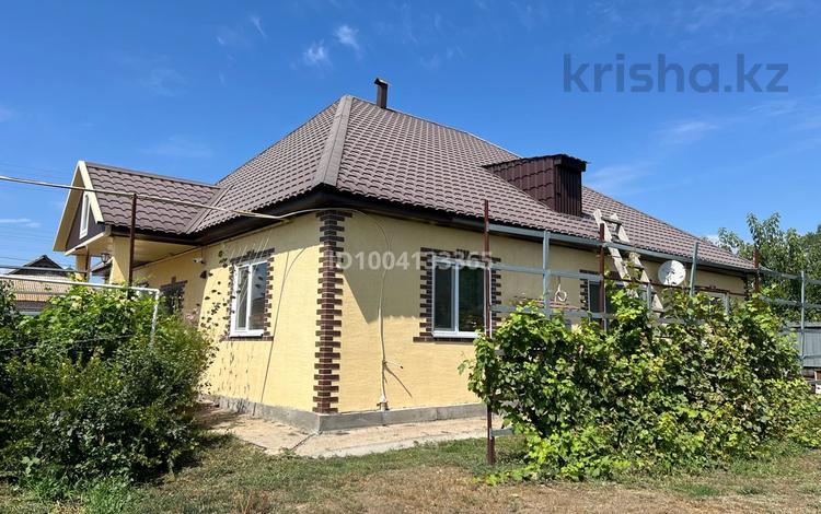 Отдельный дом · 5 комнат · 167 м² · 24 сот., Амангельдинская 97 за 25 млн ₸ в Бурлин — фото 2