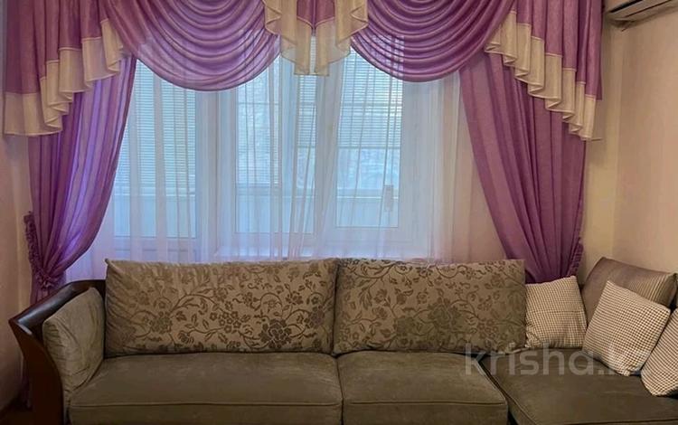 2-комнатная квартира · 100 м² · 1/5 этаж, Сырым Датова 14 за 11 000 〒 в Атырау — фото 2