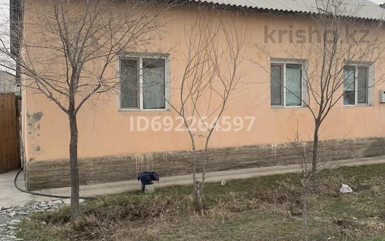 Отдельный дом • 5 комнат • 100 м² • 10 сот., Талас 2е — Назарбаевский парк за 36 млн 〒 в Туркестане — фото 2