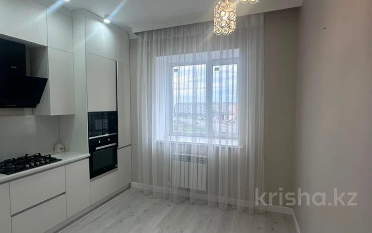 2-комнатная квартира · 65.3 м² · 4/9 этаж, мустафа шокая 2 за 30 млн ₸ в Актобе — фото 2