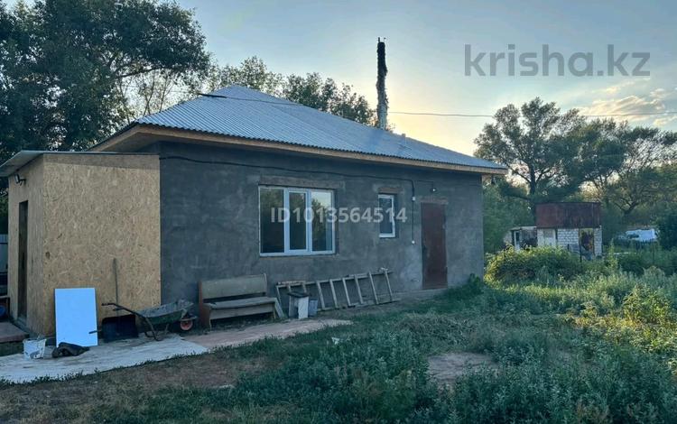 Отдельный дом · 6 комнат · 120 м² · 15 сот., Бобровка 5147 за 13 млн ₸ в Семее — фото 2