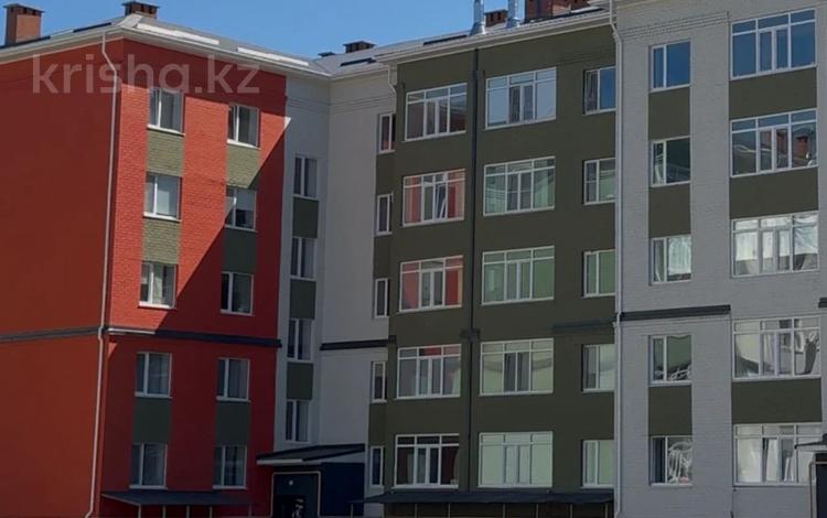 2-комнатная квартира · 67 м² · 2/5 этаж, мкр. Алтын орда 49л за 17.5 млн ₸ в Актобе — фото 2