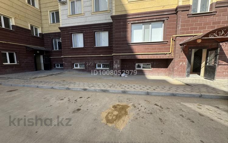 Свободное назначение, офисы, магазины и бутики, склады, салоны красоты, медцентры и аптеки · 70 м² за 8 млн ₸ в Актау, 29а мкр — фото 2