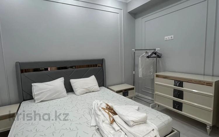 2-бөлмелі пәтер · 60 м² · 5/14 қабат, 17-ш/а. 6, бағасы: 300 000 ₸ в Актау, 17-й мкр — фото 2
