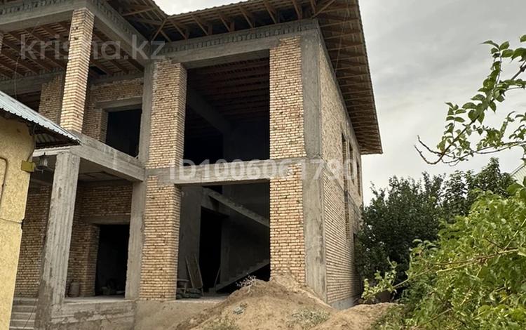 Отдельный дом · 4 комнаты · 350 м² · 8 сот., мкр Акниет 23 за 85 млн ₸ в Шымкенте, Абайский р-н — фото 2
