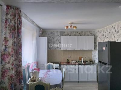 2-комнатная квартира · 53 м² · 4/9 этаж, Бориса Александрова 11 за 28.5 млн ₸ в Усть-Каменогорске