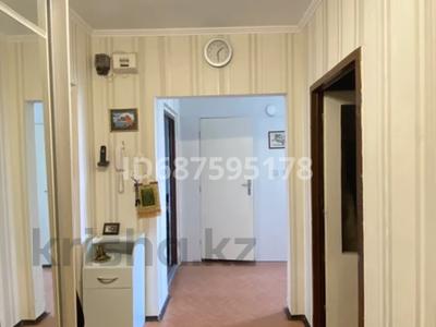 3-бөлмелі пәтер, 70 м², 7/9 қабат, 5 мкр — Остановка Кристина, бағасы: 28 млн 〒 в Аксае