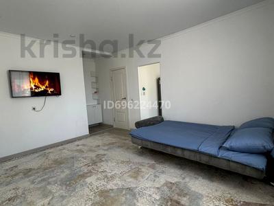 1-комнатная квартира · 35 м² · 4/6 этаж, 17-й мкр 90 — Ясин поликлиника, Нур супермаркет за 10 000 ₸ в Актау