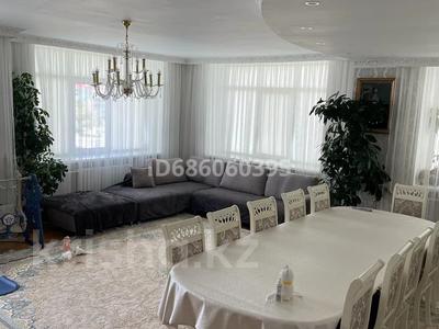4-комнатная квартира · 129.5 м² · 4/5 этаж, Курмангазы 1 — Конечная остановка за 43 млн 〒 в Атырау, мкр Авангард-3