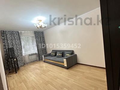 1-бөлмелі пәтер · 33 м² · 1/5 қабат, Айнабұлақ-2 ш/а. 60, бағасы: 180 000 ₸ в Алматы, Жетысуский р-н