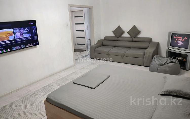 1-комнатная квартира · 40 м² · 1/5 этаж, мкр Астана 6 — Площадь Қадыра Мырза Али - 7-мкрн за 12 000 ₸ в Уральске — фото 16