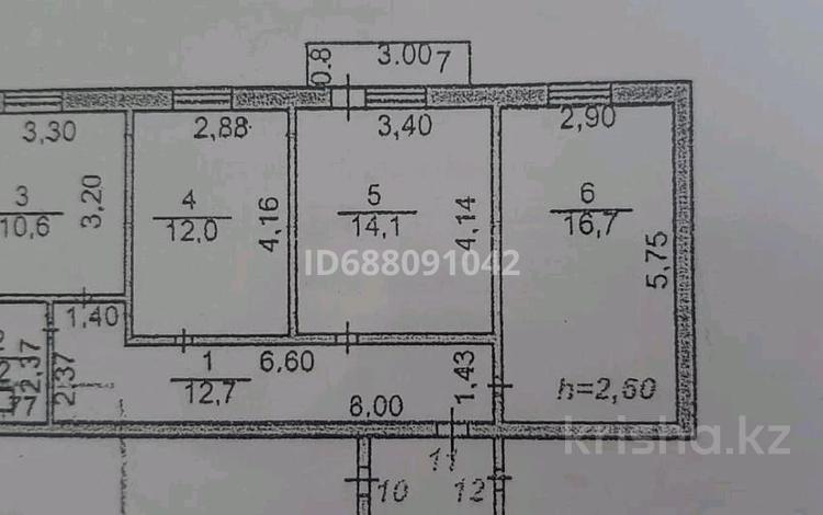 3-бөлмелі пәтер, 71 м², 4/5 қабат ай сайын, Жеңіс 11А — Возле 8 ой школы, бағасы: 240 000 〒 в Жезказгане — фото 2