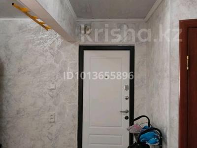 3-комнатная квартира · 62.5 м² · 2/5 этаж, 3мкр 52 дом 49 — Магазин Сказканың артында за 14 млн ₸ в Жанатасе