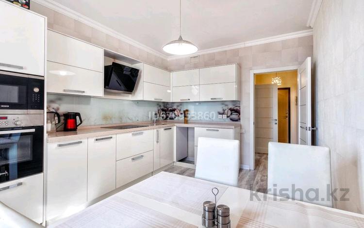 2-бөлмелі пәтер · 70 м² · 18/20 қабат, Сарайшык 7б — Байтерек шубары, бағасы: 18 000 ₸ в Астане, Есильский р-н — фото 63