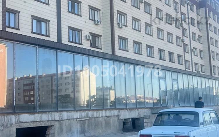 Свободное назначение, магазины и бутики, склады, общепит, салоны красоты, медцентры и аптеки, образование, развлечения · 60 м² за 15 млн 〒 в Актау, 19-й мкр — фото 2