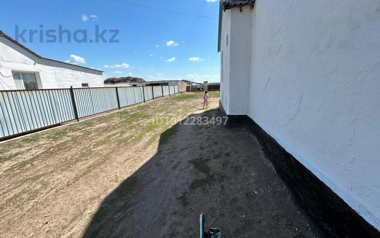 Отдельный дом · 4 комнаты · 100 м² · 20 сот., ул. им. Турсынбая Бимжанова 68 за 12 млн ₸ в Акмолинской обл. — фото 2