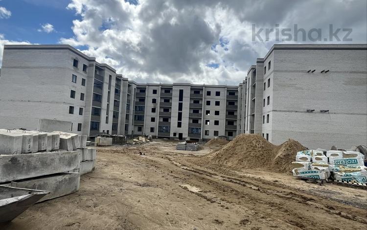 3-комнатная квартира · 105.7 м² · 4/6 этаж, мкр. Алтын орда 355 за 24 млн ₸ в Актобе — фото 2