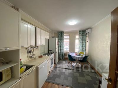 2-комнатная квартира · 65 м² · 1/5 этаж, Каратал 59б за 18.5 млн ₸ в Талдыкоргане