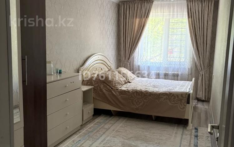 3-бөлмелі пәтер · 59.8 м² · 2/5 қабат, 11-шағынаудан 190А — За аптекой Аптека « ZERDE», бағасы: 22.5 млн ₸ в Шымкенте, Енбекшинский р-н — фото 9